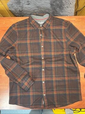 Men's Brown Plaid Button-Down Shirt - Casual Long Sleeve